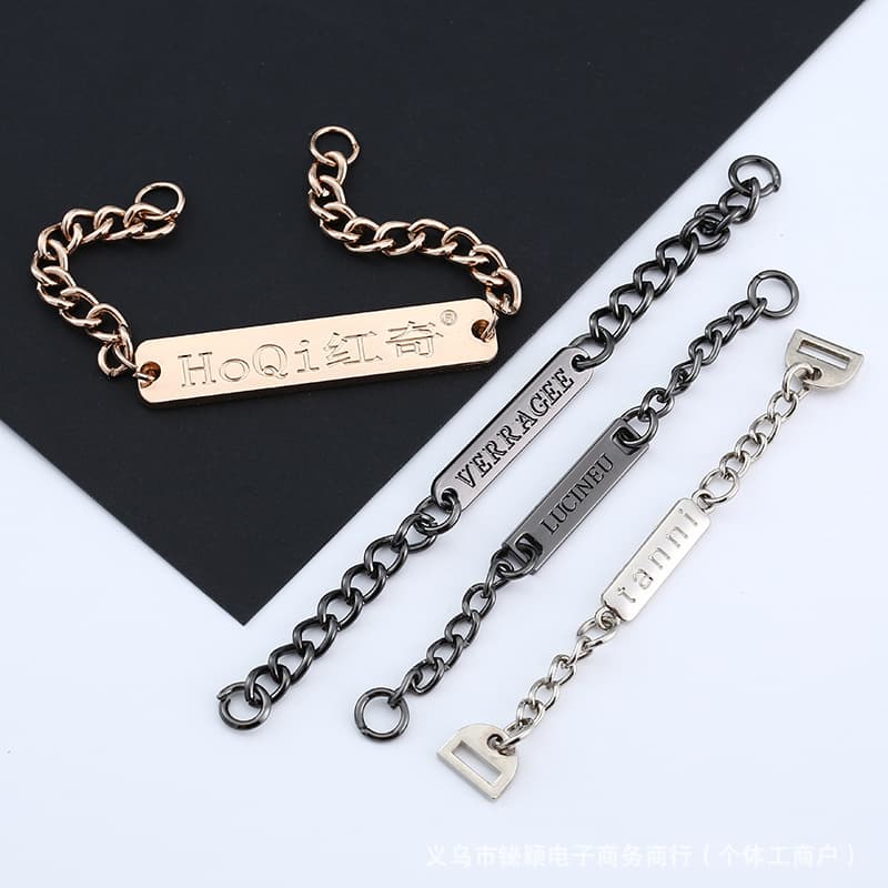 Customized zinc alloy clothing signs, T-shirt collar labels, metal logo nameplates, luggage, handbag accessories, scratch-resistant chains