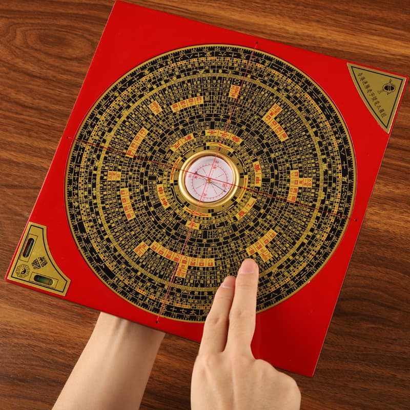 Tong Sheng Brass Compass with High-Precision Bagua Luogeng Dial, an Integrated Craft Instrument