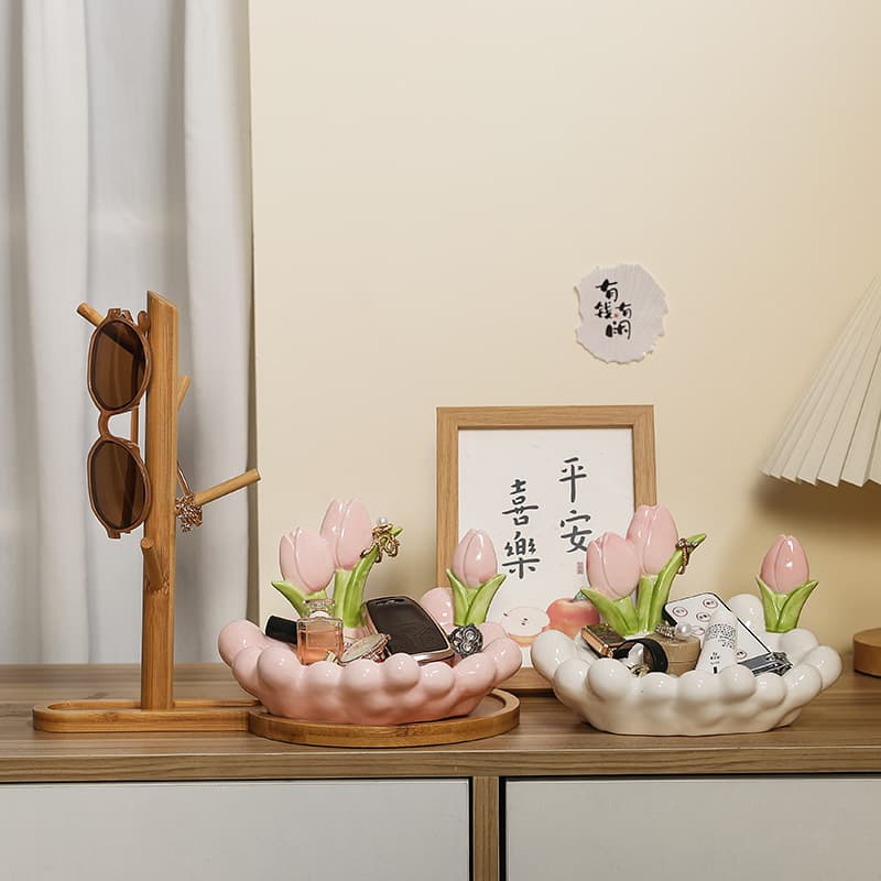 Creative New Chinese Style Key Tray for Entryway, Living Room Ceramic Tulip Vanity Storage Box