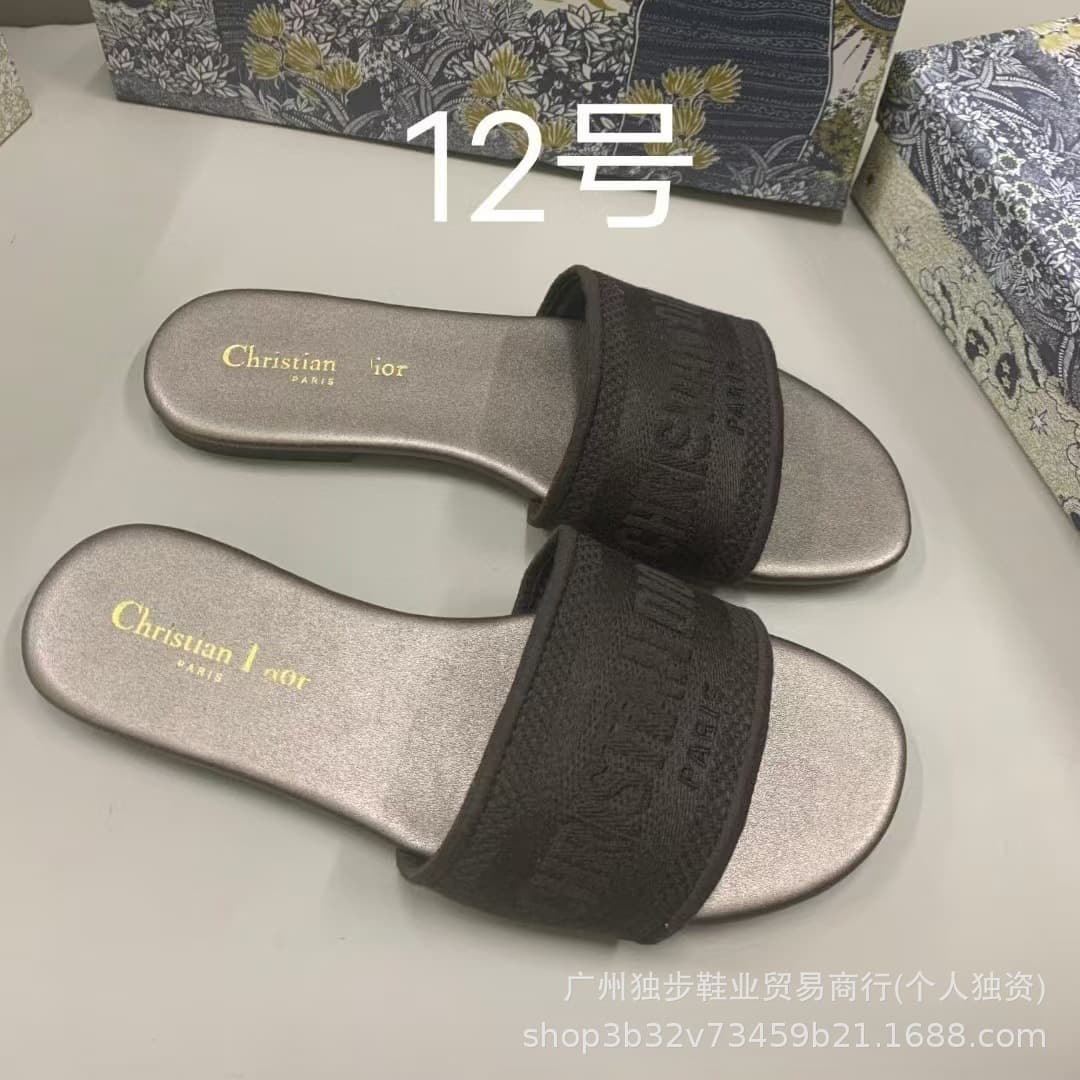 One-Bar D Classic Cross-Border Exclusive Fashion Versatile Flat Slippers, Designed for Foreign Foot Shape, Domestic Customers Please Do Not Order