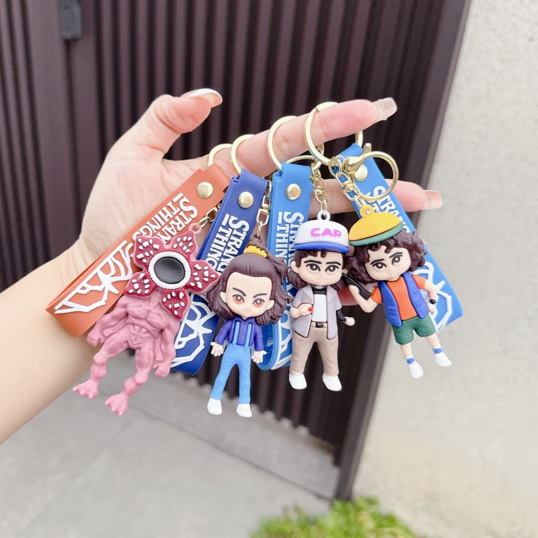 Creative cartoon Stranger Things keychain cute piranha Dustin backpack pendant claw machine gift wholesale