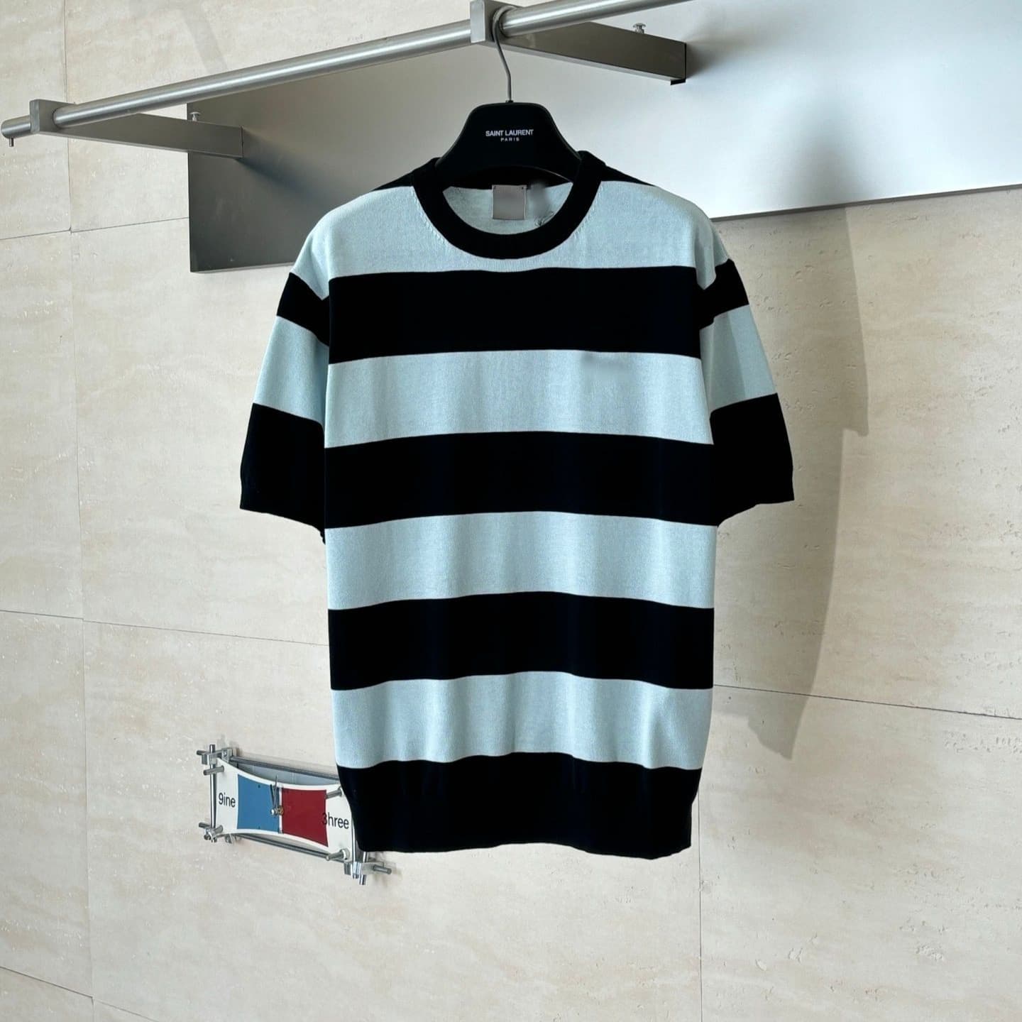 High Quality In Stock DO Short Sleeve New Black Blue Wide Stripe Letter Logo Embroidery Round Neck Knit T-Shirt