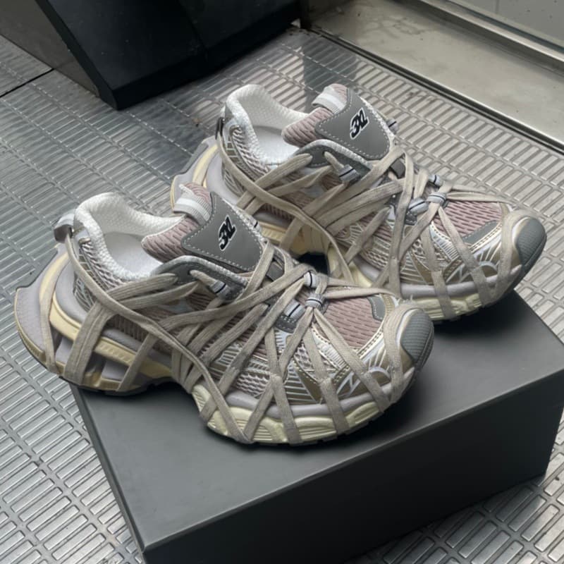 Thick-soled Spider-Man retro heightening old catwalk couple sports casual shoes men's new Paris dad shoes women