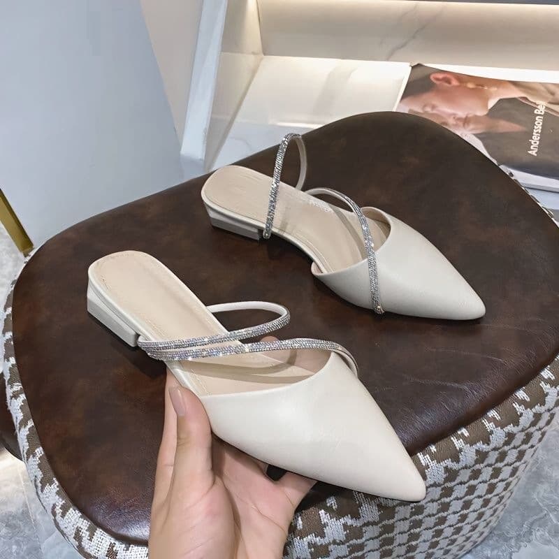 Pointed Toe Summer Chunky Heel Fairy Versatile Rhinestone Closed-Toe Slippers for Women Low Heel Sandals New 2026 Semi-Slipper Two-Way Style
