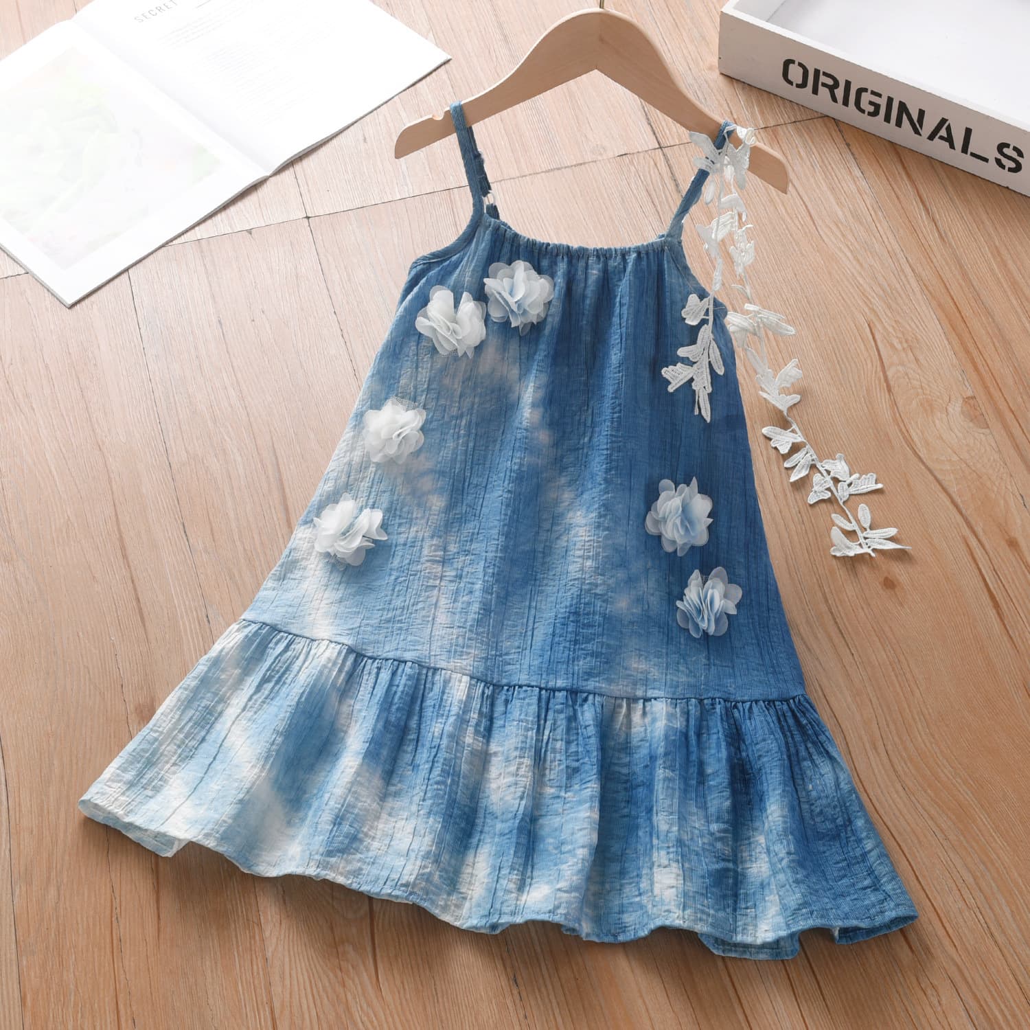Yunnan Dali Handmade Tie-Dye French Floral Dress, Girls' Family Wear, Summer Holiday Style Suspender Skirt