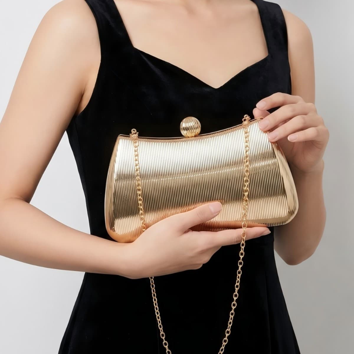 Women's Fashion Elegant Handbag Evening Bag Gold Vertical Stripes Luxury Water Ripple Pattern Evening Bag