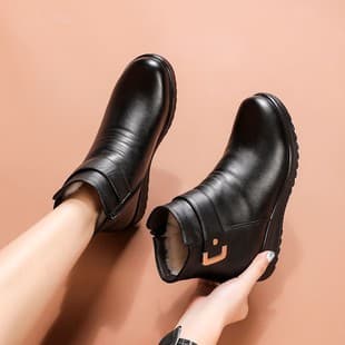 Mother Shoes for Women 2024 Winter New Plus-Lined and Thickened Flat Ankle Boots, Middle-Aged and Elderly Women's Warm Martin Boots