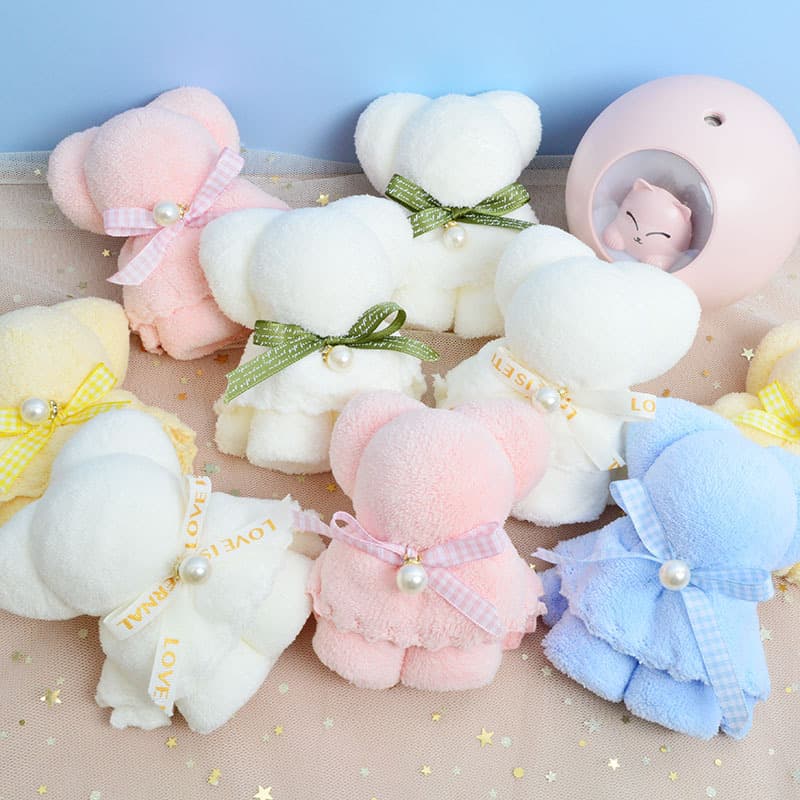 Bear Towel Souvenir Wedding Celebration Shop Wedding Candy New Year's Day Christmas Presents Gift Box Coral Fleece Material