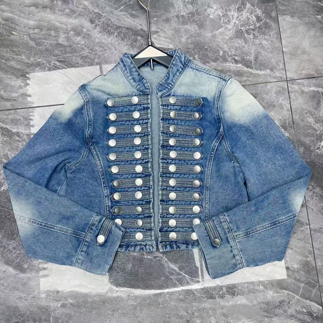 Vintage Gradient Washed Palace-Style Multi-Row Metal Button Cropped Denim Jacket for Women