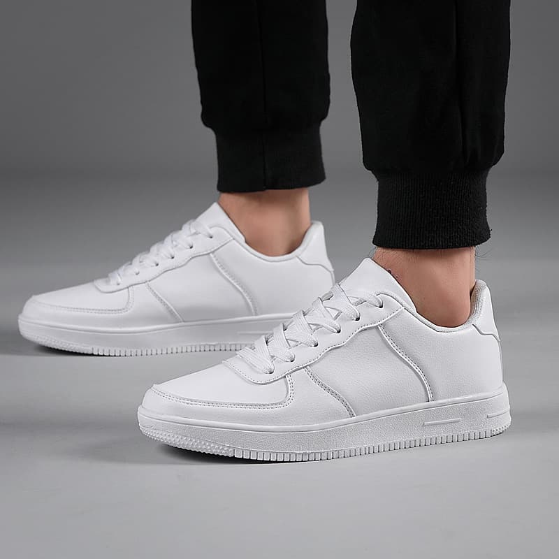 Unisex Retro Skate Shoes White Low-Top Leather Flat Couple Casual Sneakers Large Size Pure Black
