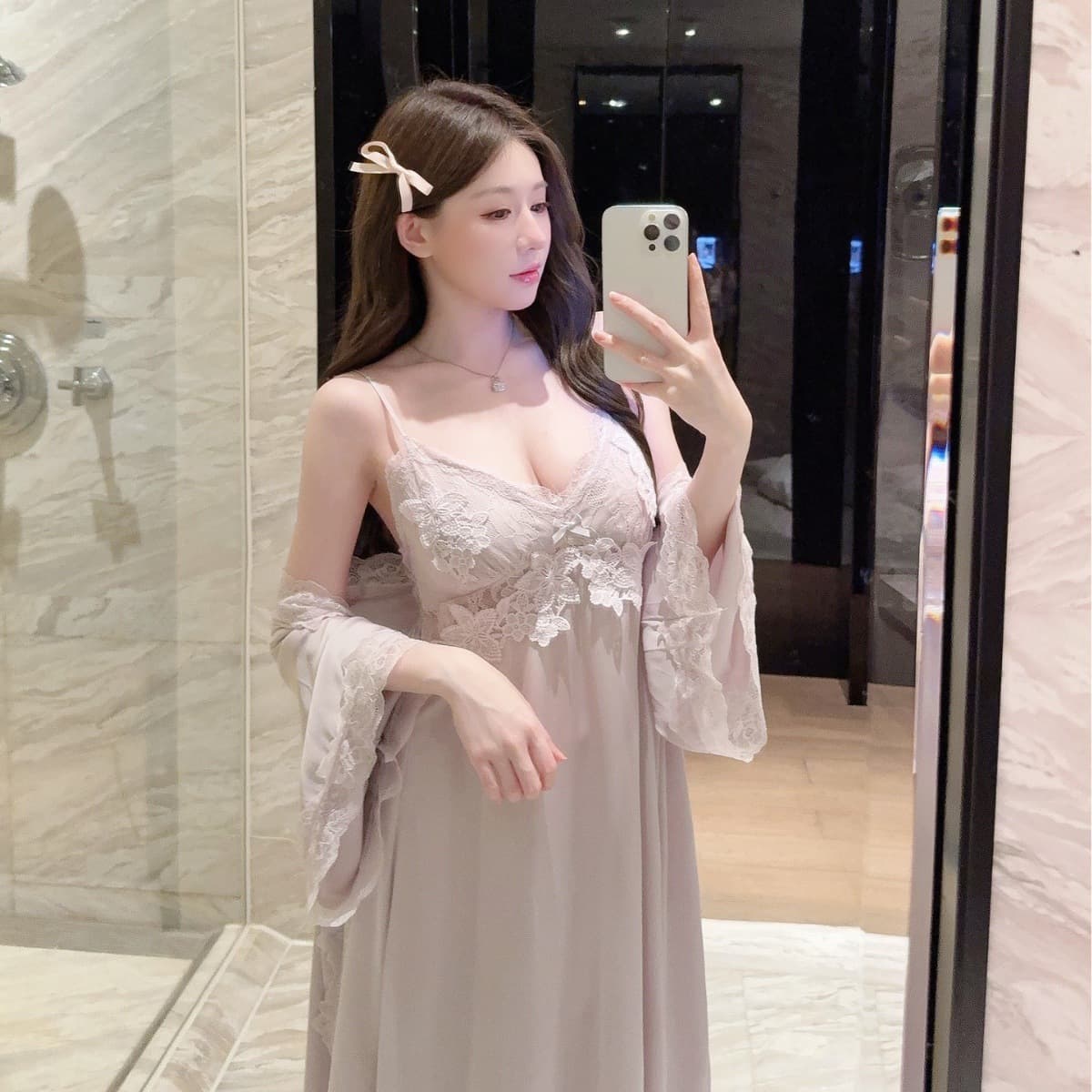 Ice Silk Pajamas Women 2026 New Summer Lace Sexy Pure Desire Style Long Nightgown with Built-in Bra Sleepwear Homewear