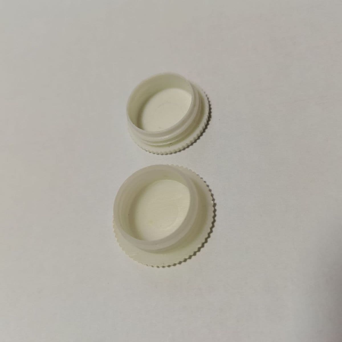Supply G1/2 Internal Thread Plastic Protective Cover, Plastic Plug, Plastic End Cap with Two Reverse Flange Sizes Available