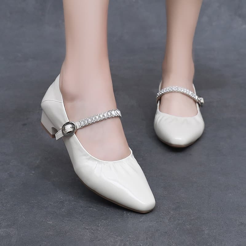 French Pointed Toe Leather Shoes for Women 2026 Summer New Patent Leather Elegant Versatile Shoes for Dresses Four Seasons Flats