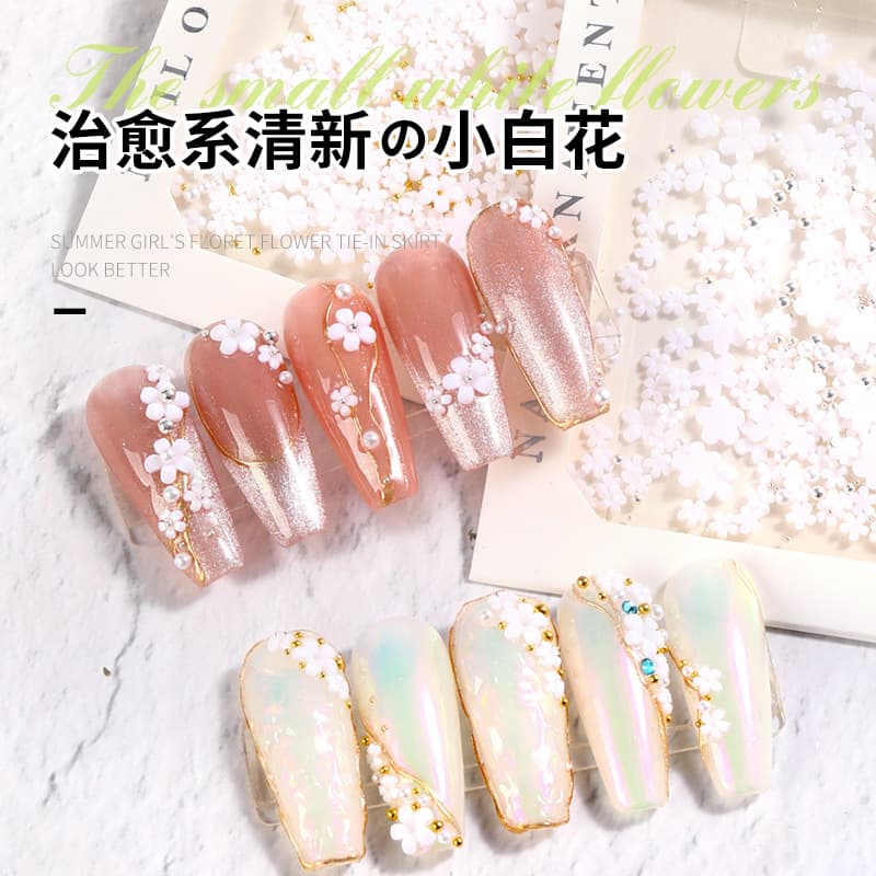 Miniature 3D Five-petal Flower Nail Art Decorations White Flowers In Various Sizes Japanese Style Resin Nail Art Accessories