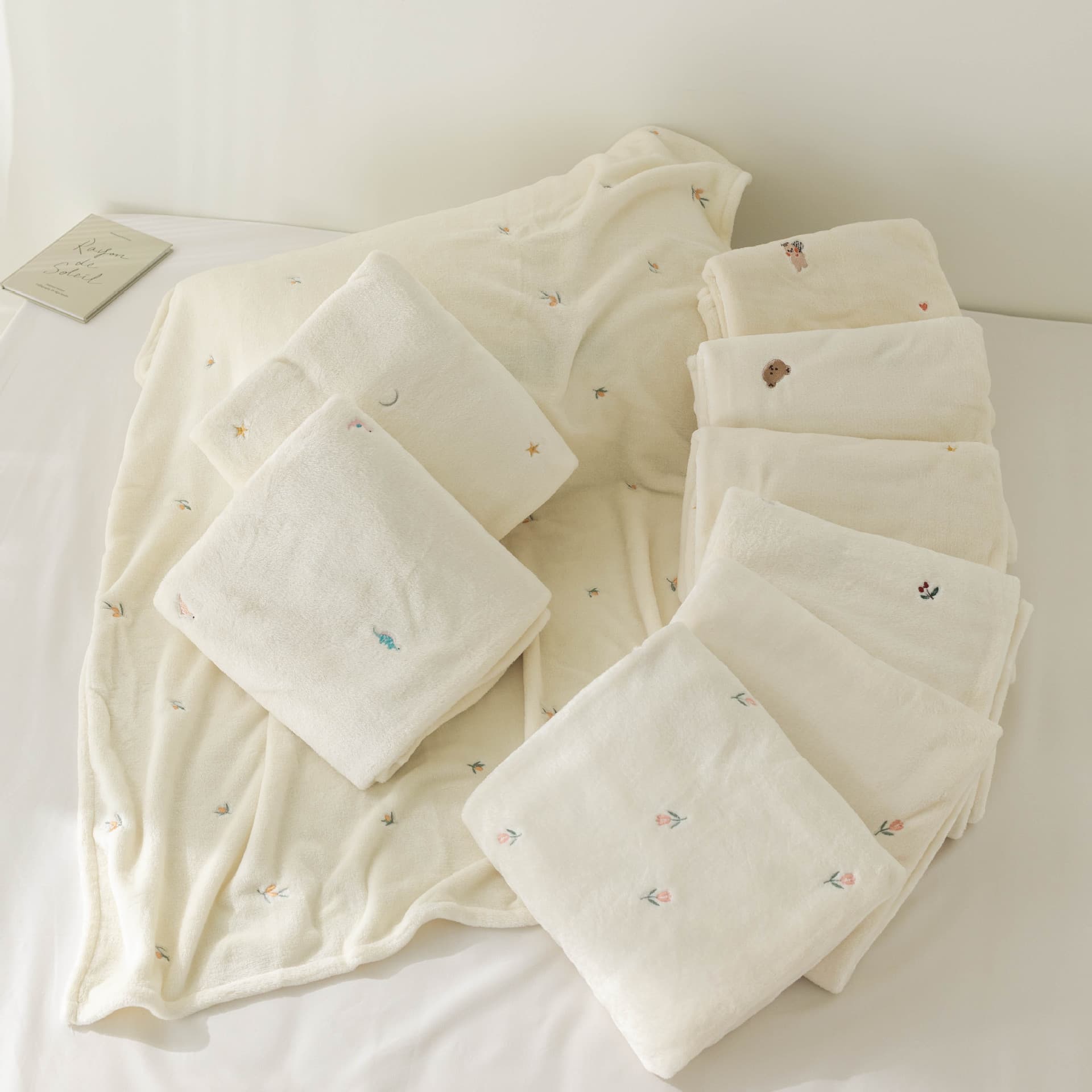 New Baby Plush Blanket Swaddle Wrap Infant Outdoor Blanket Autumn/Winter Cover Blanket