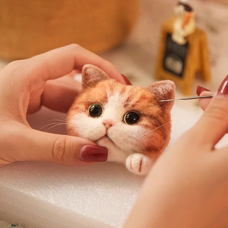 Wool Felting DIY Kit for Creating Realistic Adorable Cat Dolls and Creative Gifts