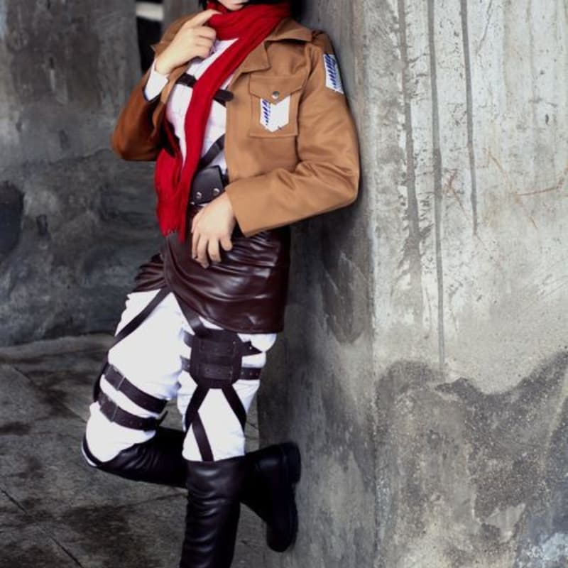 Attack on Titan Cosplay Costume Complete Set Airin Three Shield Soldier Investigation Team Cosplay Clothes for Men and Women