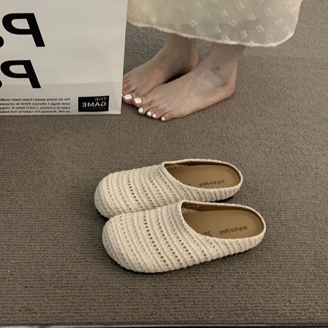 Summer outdoor wear beach soft-soled lazy shoes slip-on flat mules sandals and slippers woven toe-cap half slippers for women