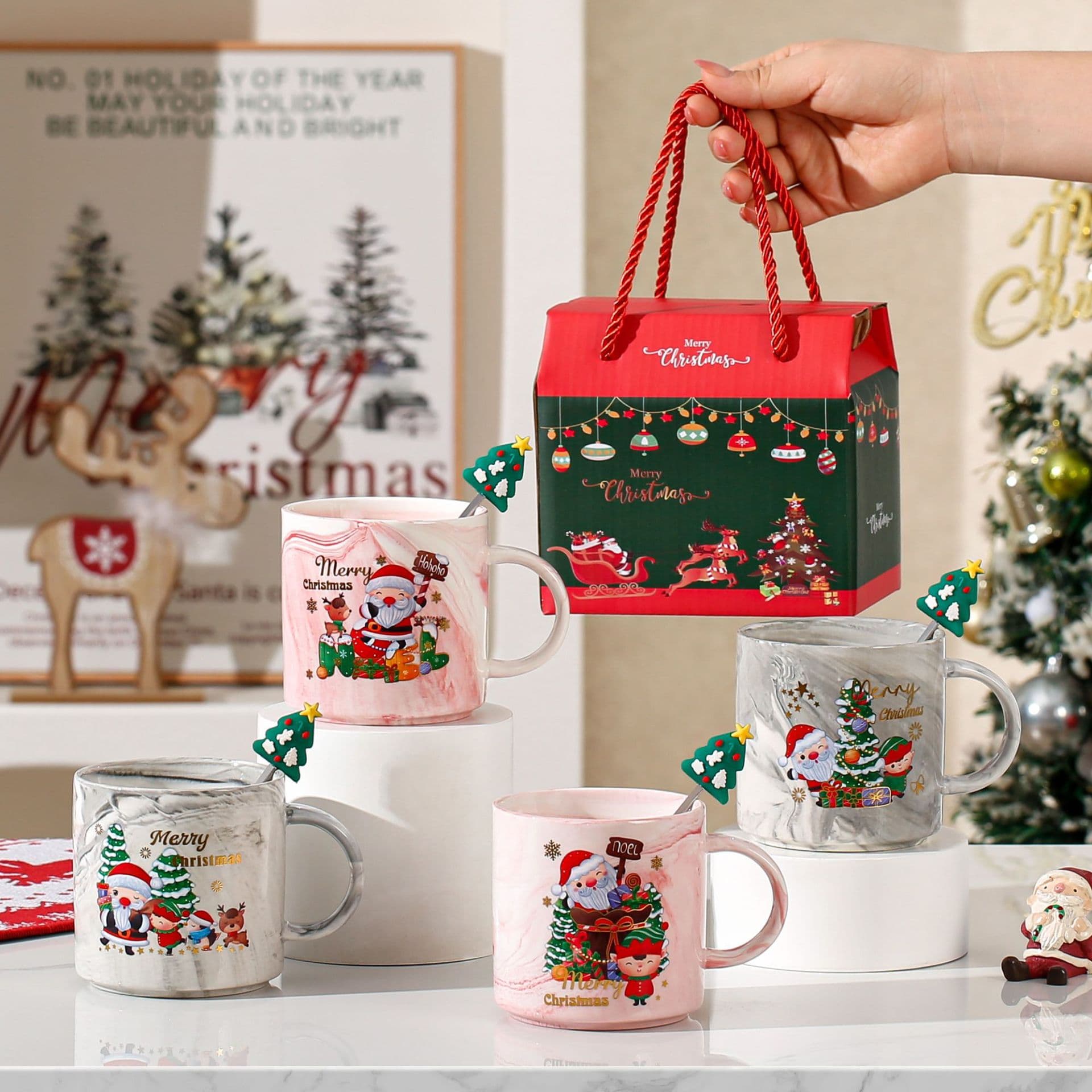 Creative Christmas mug, high-looking ceramic mug with stirring spoon, cute Santa Claus ceramic mug gift box