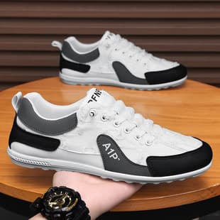 2026 Summer New White Shoes Casual Fashion Versatile Soft Sole Slip-on Driving Shoes Loafers Men Shoes
