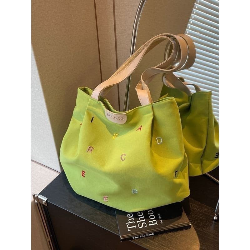 Large Capacity Canvas Bag for Women 2025 New Style Embroidered Letter Handbag Fresh Student Shoulder Tote