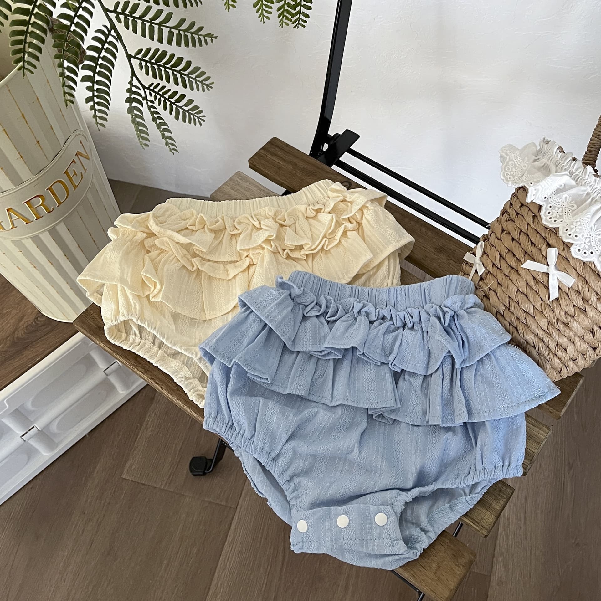 Summer Baby Girl Shorts Thin Solid Color Big Butt Pants Korean Style Bloomers Toddler Flower Bud Pants Diaper Cover