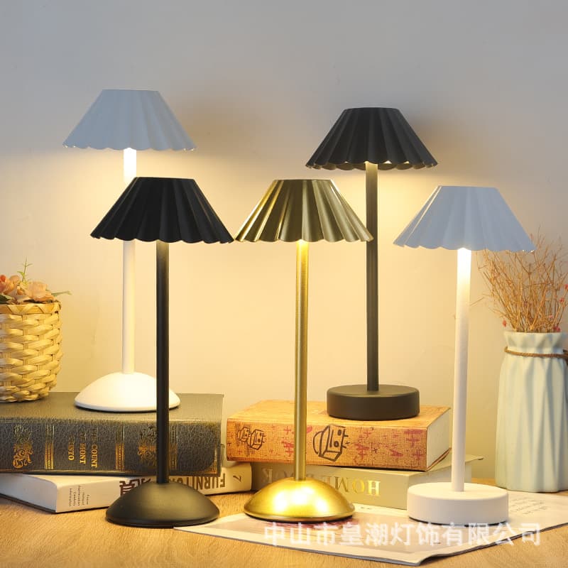 Cross-border New Chinese Style Desk Lamp, USB Camping Ambient Light for Bedroom, Eye-Caring LED Creative Gift Night Light for Bedside