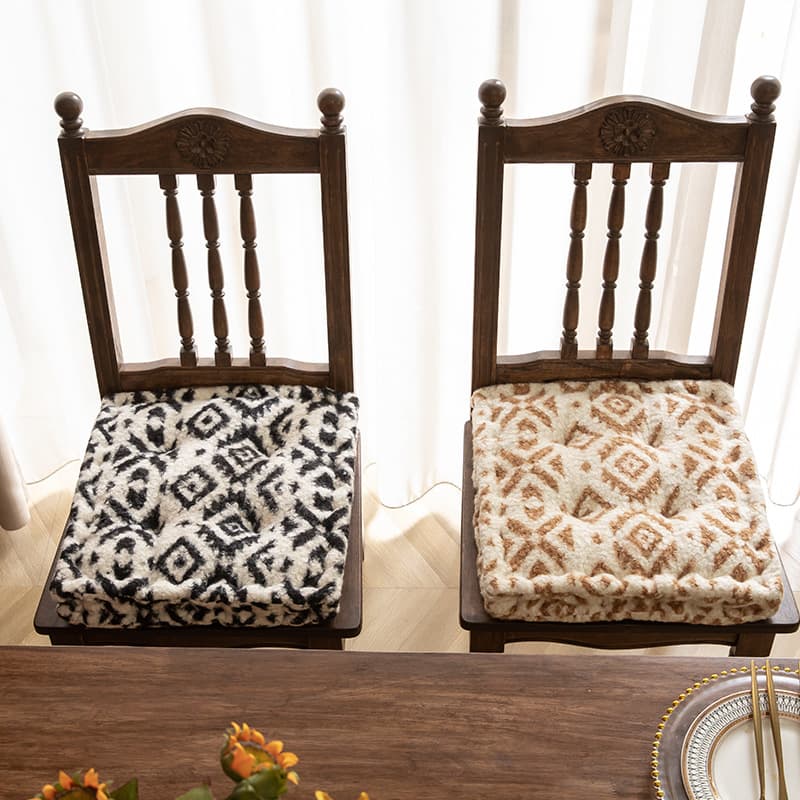 American retro cushion chair cushion winter living room home square dining chair cushion American futon cushion thickened butt pad