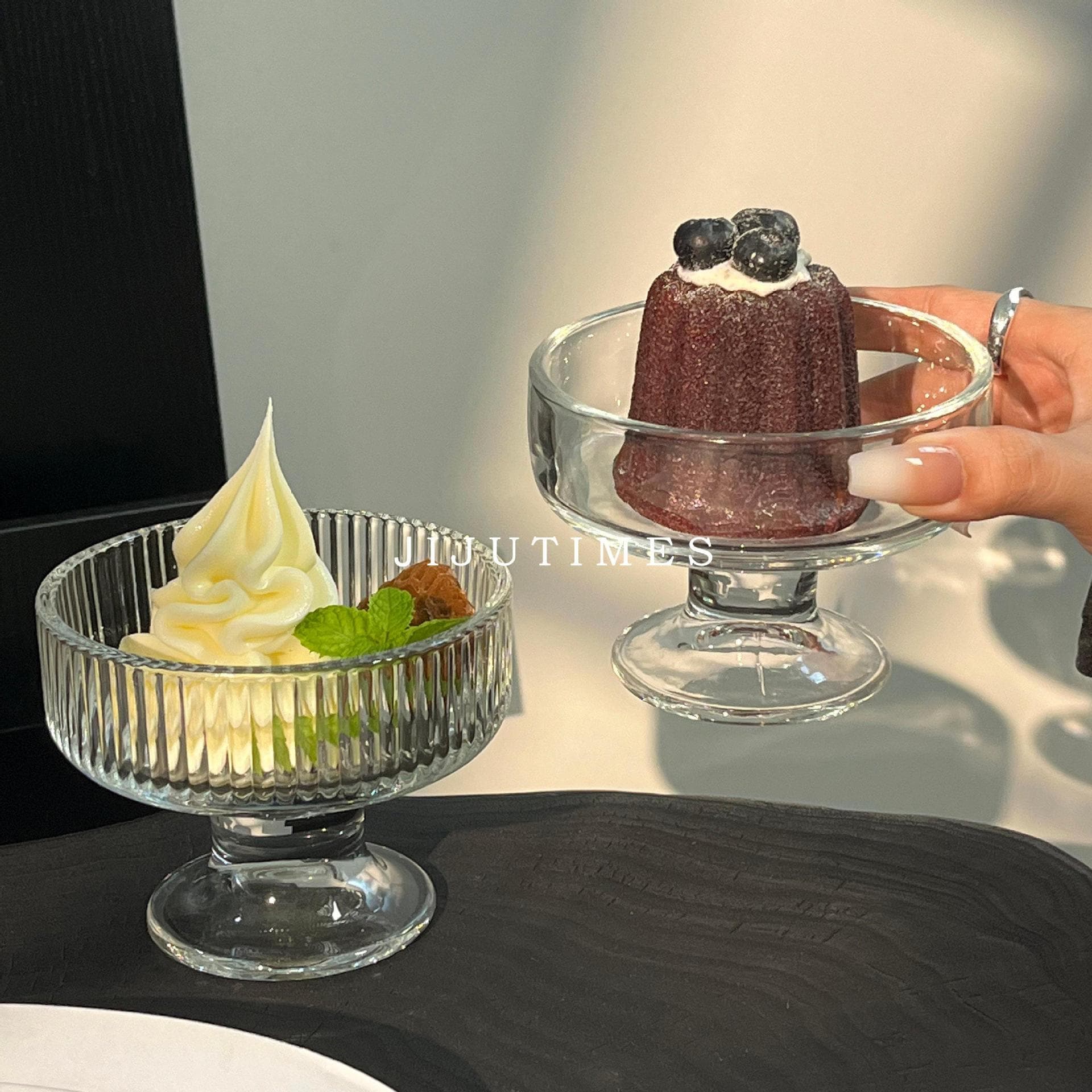 Glass Stemmed Ice Cream Dessert Cup, Ice Cream Cup, Trendy Fruit Pudding Milkshake Dessert Yogurt Ice Cream Bowl