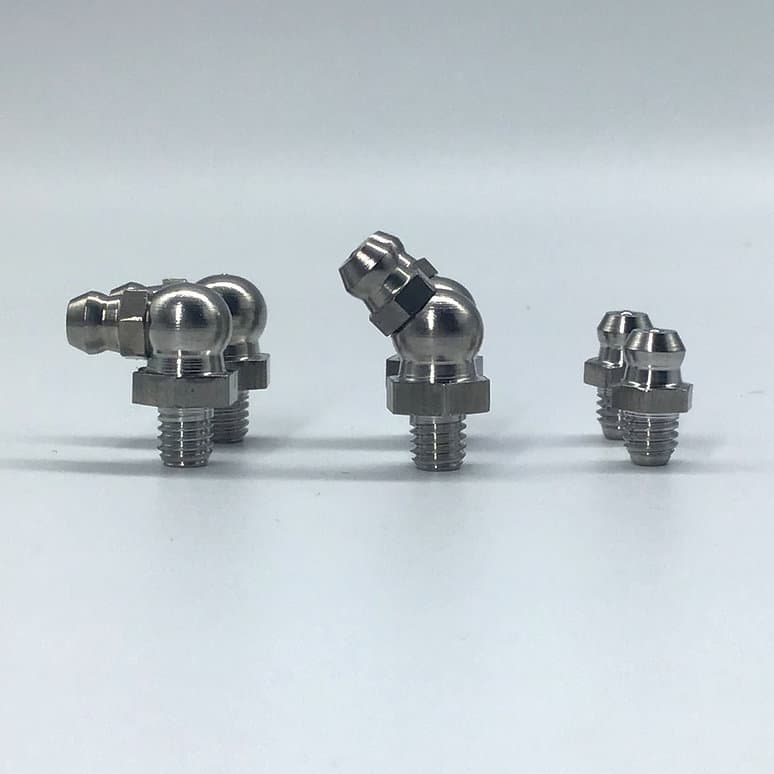 Custom grease nipple link