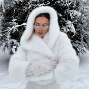 Cross-Border Russian Women's Short Hooded Faux Fur Coat White Fox Fur Coat Eco-Friendly Artificial Fur Jacket