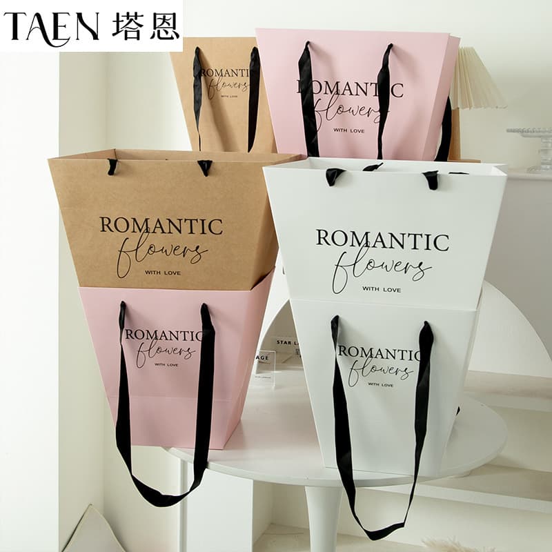 New Russian-Style Trapezoid Handbag Flower Bouquet Trapezoid Gift Bag Fresh Flower Bouquet Packaging Bag Gift Handbag