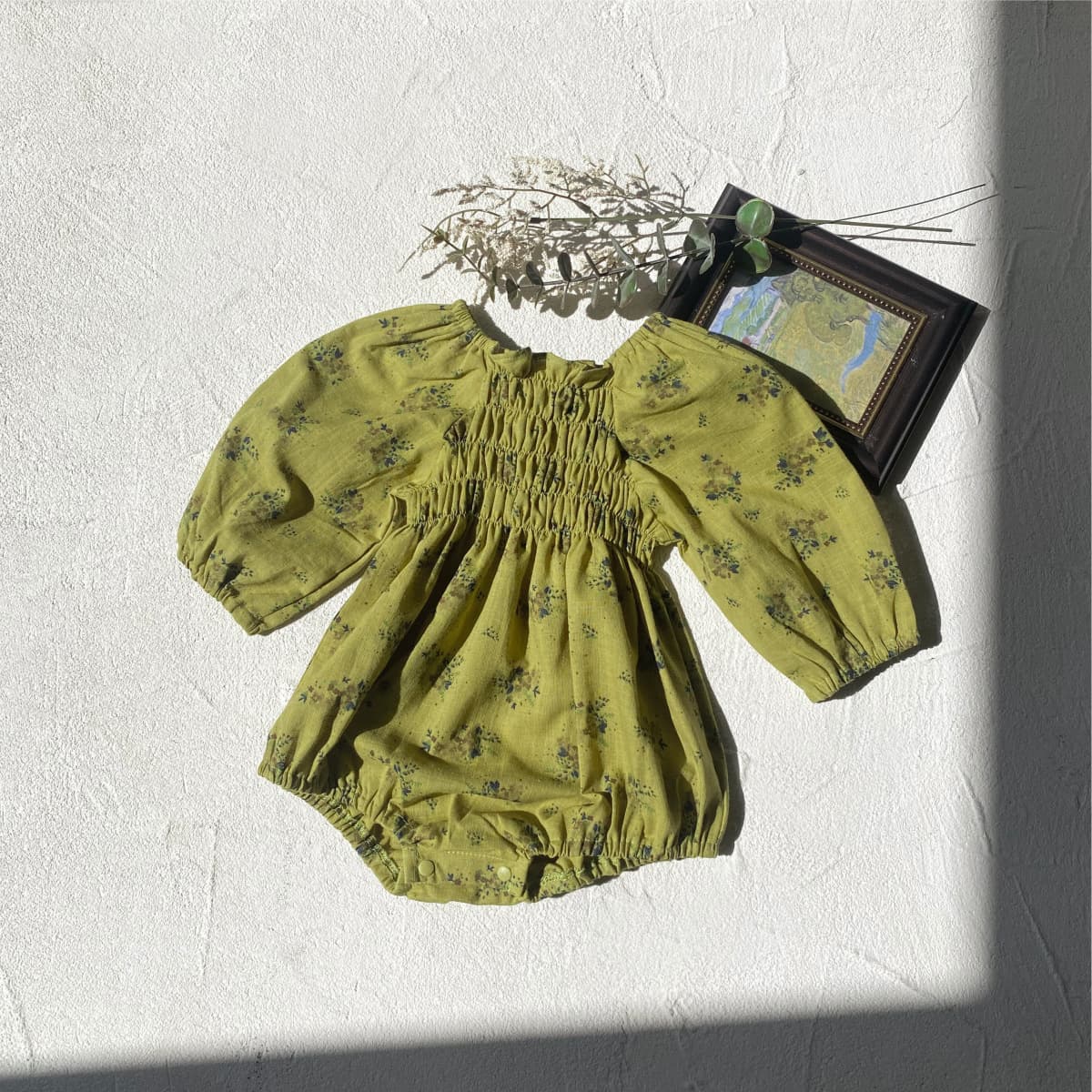 Autumn retro children's pure cotton jumpsuit spring baby forest style small floral bag farts baby jumpsuit