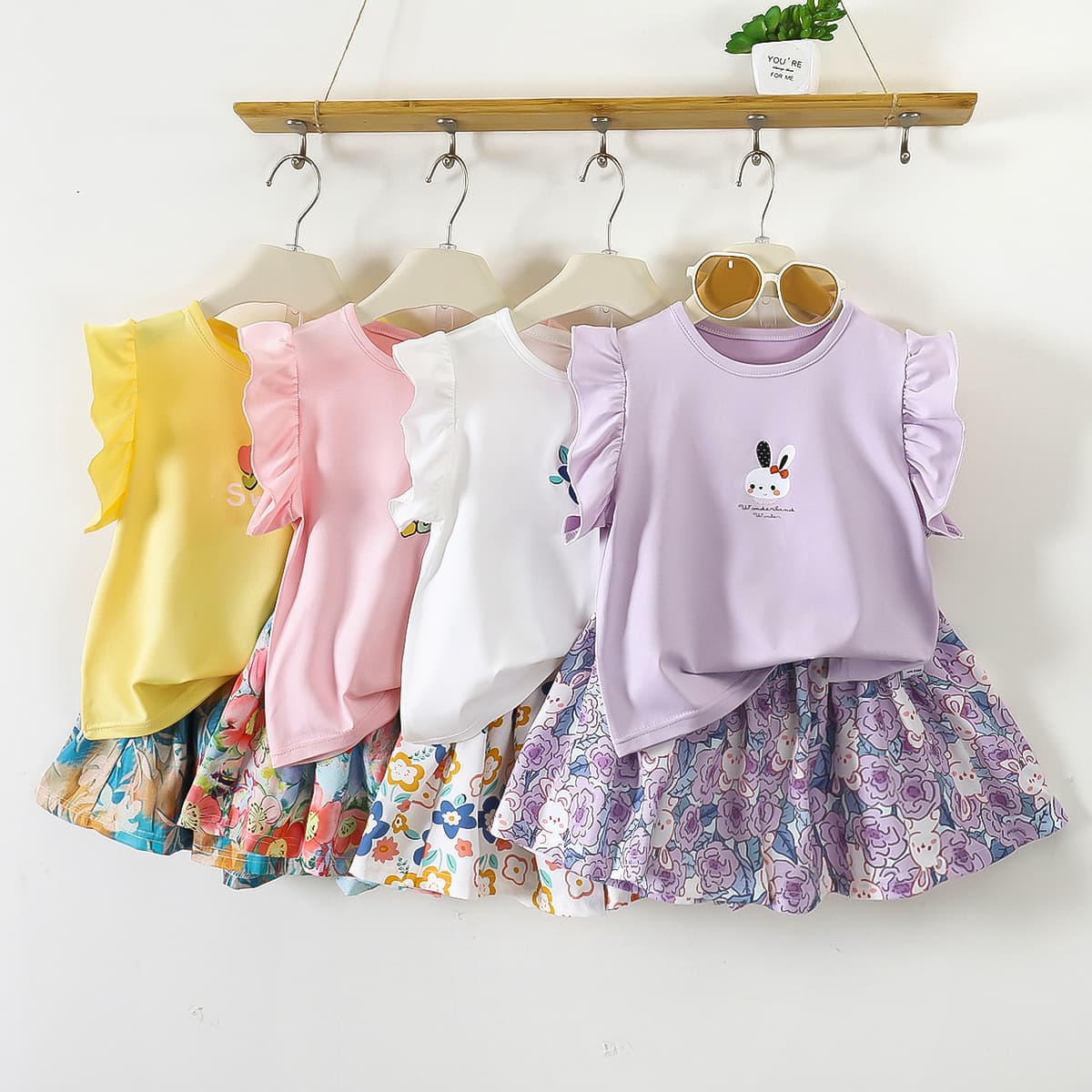 Girls Summer Outfit Set 2026 New Style Children's Flutter Sleeve T-Shirt Floral Skirt Pants Two-Piece Set