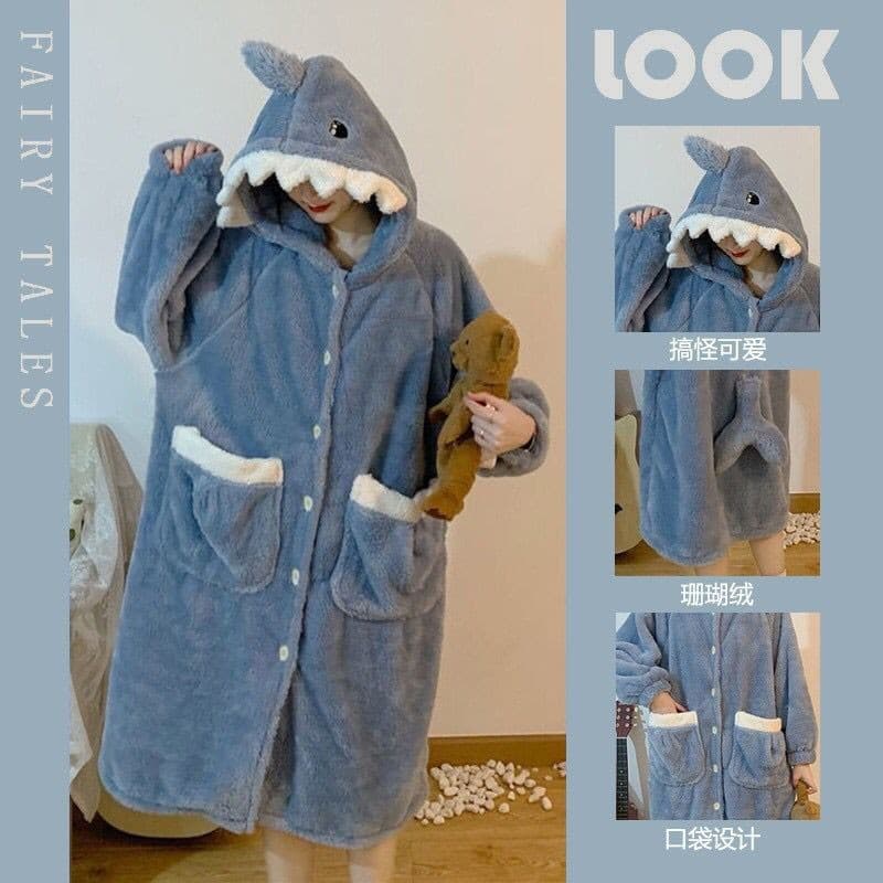Cute Usatchi Girls' Shark Bathrobe for Autumn and Winter, Soft Cotton Mario Cartoon Loungewear, Mid-length Bathrobe for Sleep