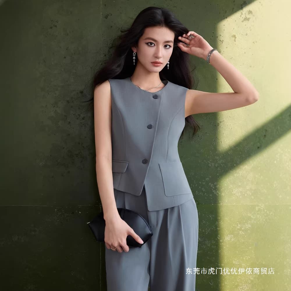 Sleeveless Suit Vest for Women Summer 2026 New Style Elegant High-End Professional Vest Set