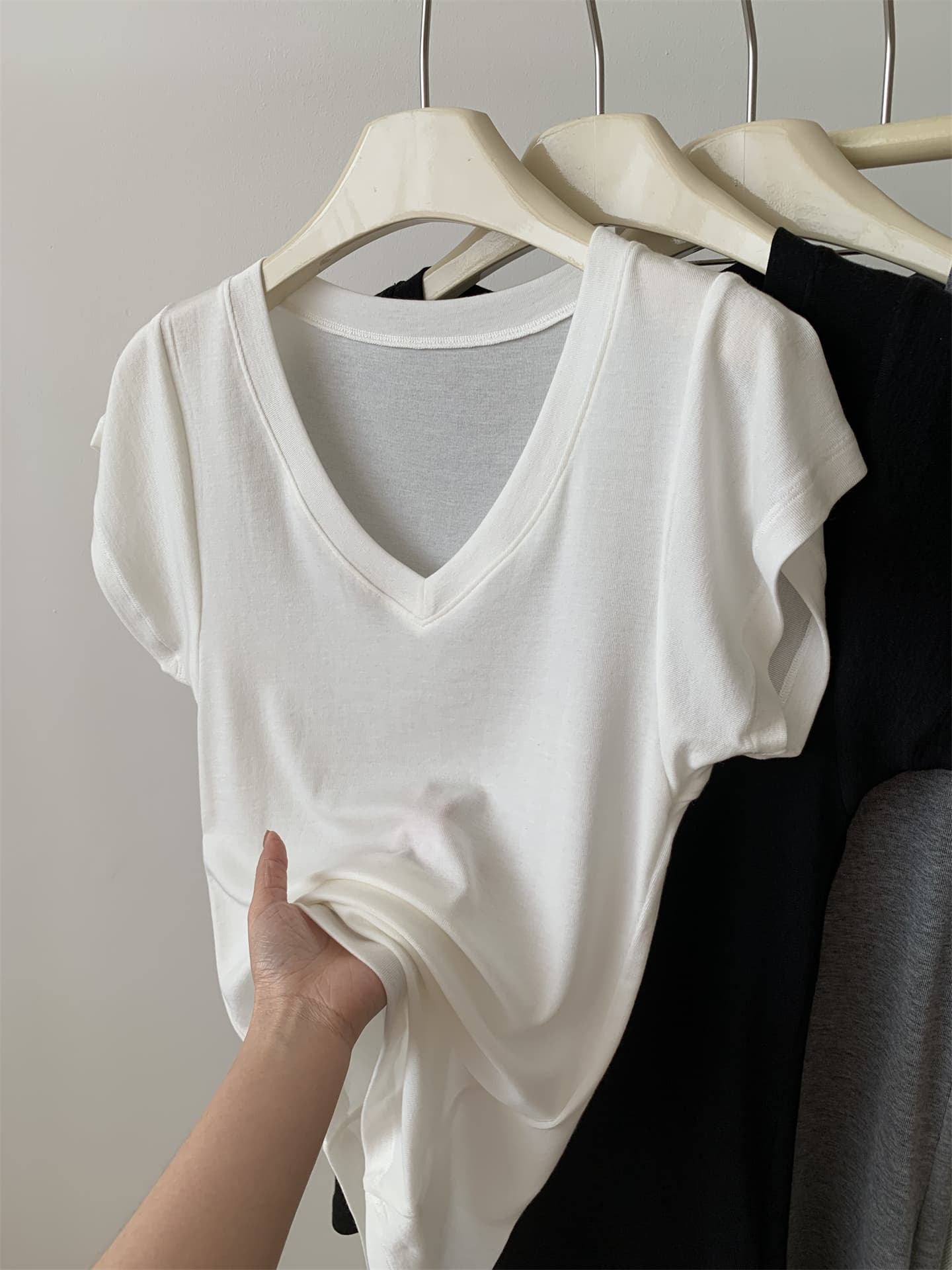Pure lust style V-neck waist Tencel wool small flying sleeve T-shirt women's summer temperament Korean version slimming soft waxy skin-friendly short sleeves