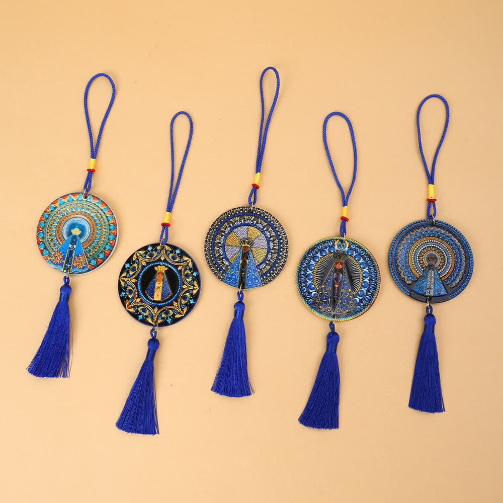 Foreign trade resin accessories factory Black Madonna pendant gifts home decoration pendant car decoration bag pendant