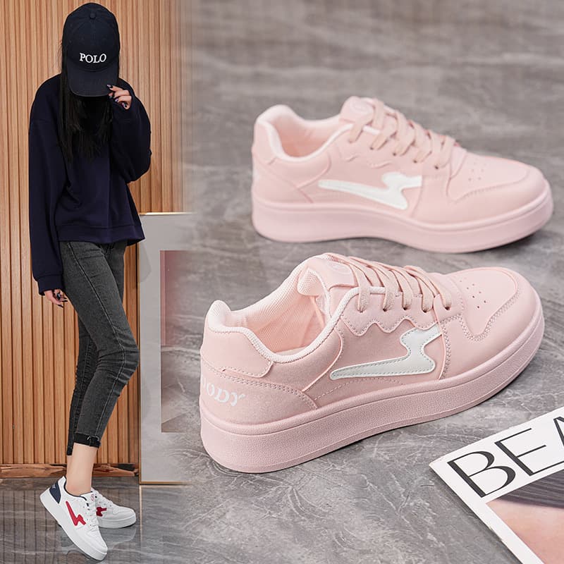 Thick Sole Lightning White Sneakers Women 2026 New Trendy Versatile Lightweight Comfortable Unique Non-Clashing Board Shoes MR521