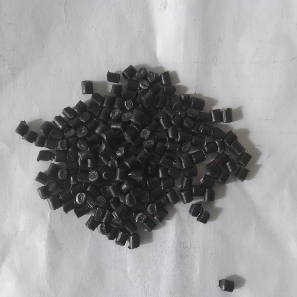 Long-term supply of black PP, fully bleached, no streaks, good fluidity, stable quality