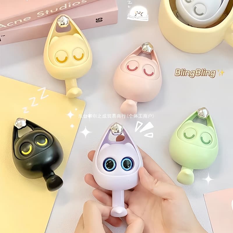 Funny and creative quirky gifts for women, best friend birthday presents, weird and interesting little gadgets