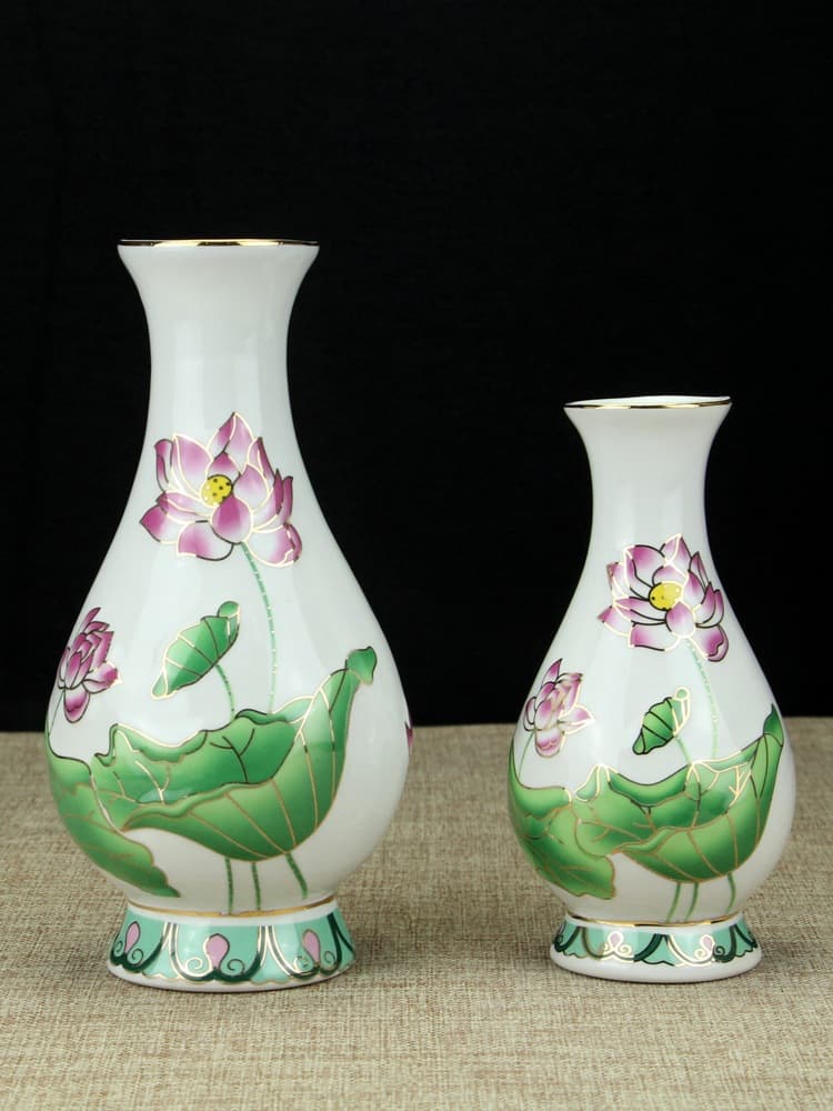 Ceramic Pure Water Bottle Guanyin Vase Buddha Altar Pure Water Bottle Lotus Bottle Water Offering Bottle Nectar Bottle Home Decoration Flower Vase