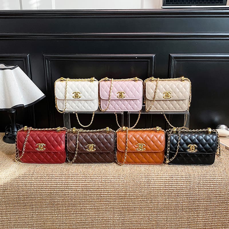 Light Luxury Diamond Quilted Women's Bag 2026 New Mini Bag Underarm Bag Fashion Shoulder Bag Crossbody Bag Handbag Small Square Bag
