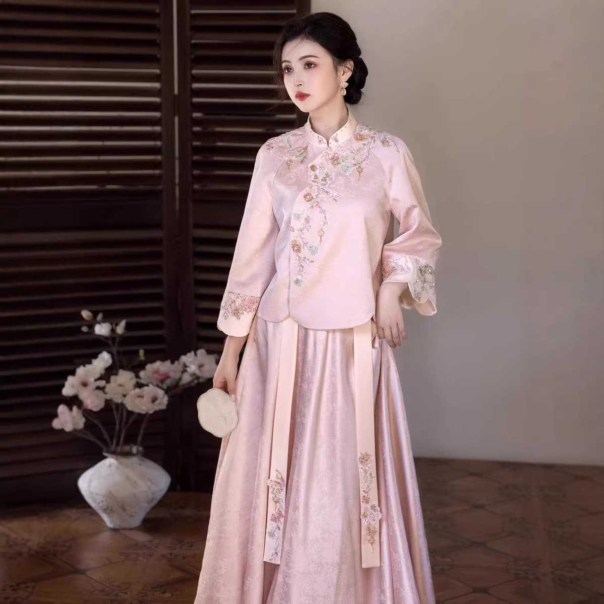 New Chinese style pink engagement dress 2026 bride wedding toast dress small back door dress for women