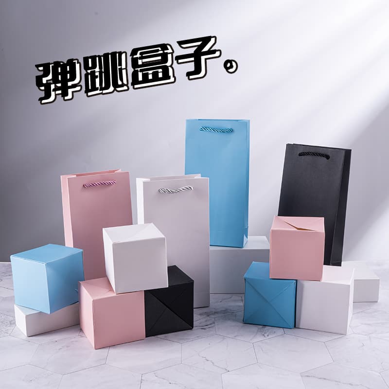 Cross-border Christmas Surprise Bouncing Box Wholesale TikTok Hot-Selling Birthday Jumping Box Creative Surprise Gift Box