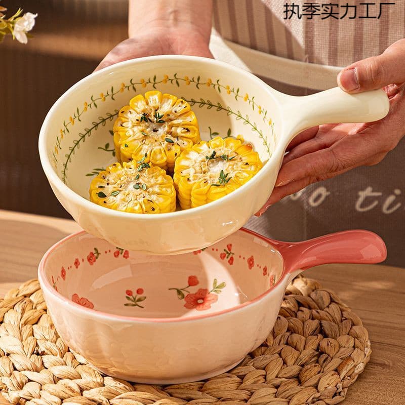 High-quality ceramic bowl with a beautiful handle, especially attractive rice bowl, fruit salad bowl, and underglaze instant noodle bowl.