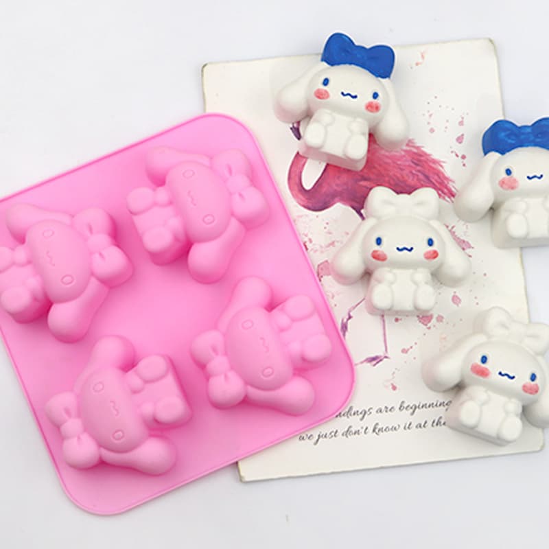 Minghao 4-Connected Fish Bone Dog Silicone Cake Mold Baby Food Supplementary Tool Cartoon Handmade Soap Mold High Temperature Resistance
