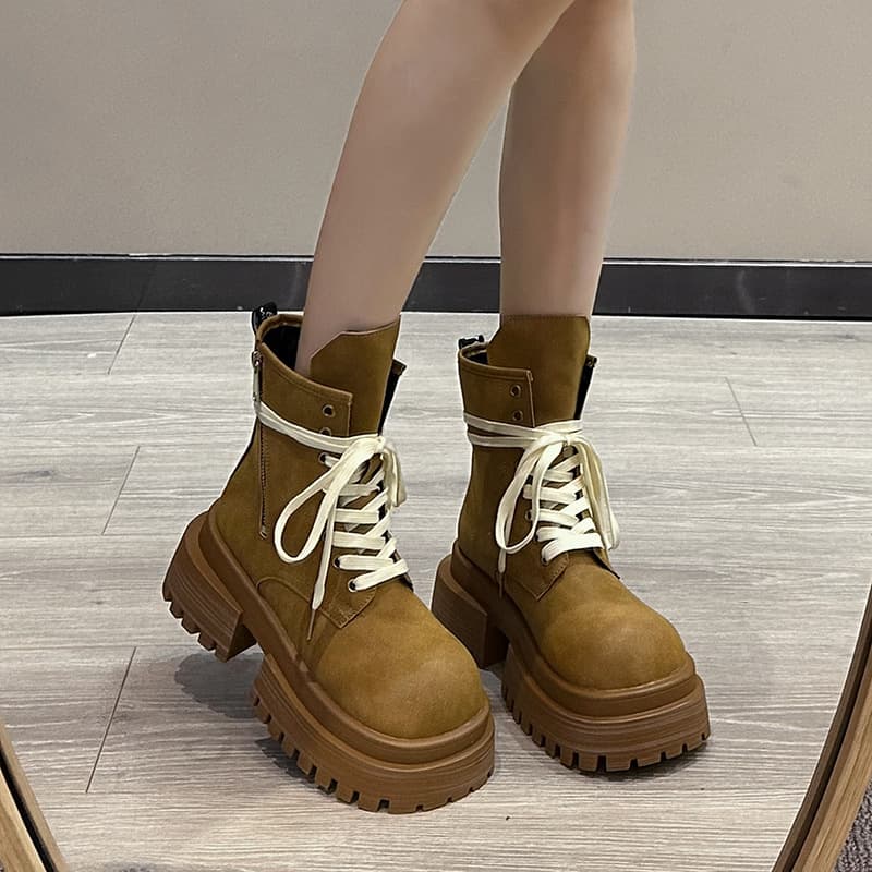 2024 British Style Platform Sole Korean Style Round Toe Rhubarb Boots Women's Thick Heel Thick Sole Workwear Short Boots Western Cowboy Boots