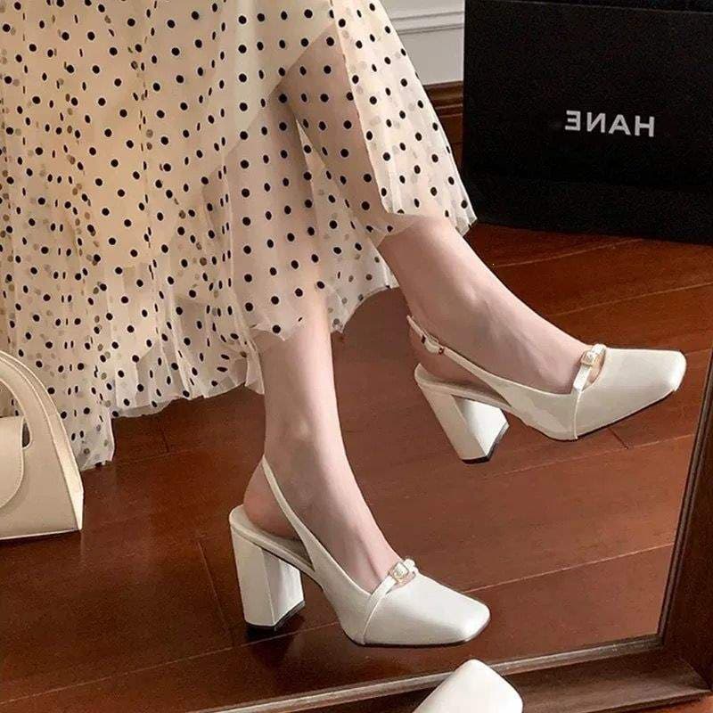 Fairy style retro Mary Jane shoes 2025 new spring soft thick heel bridesmaid wedding shoes white high heel toe sandals