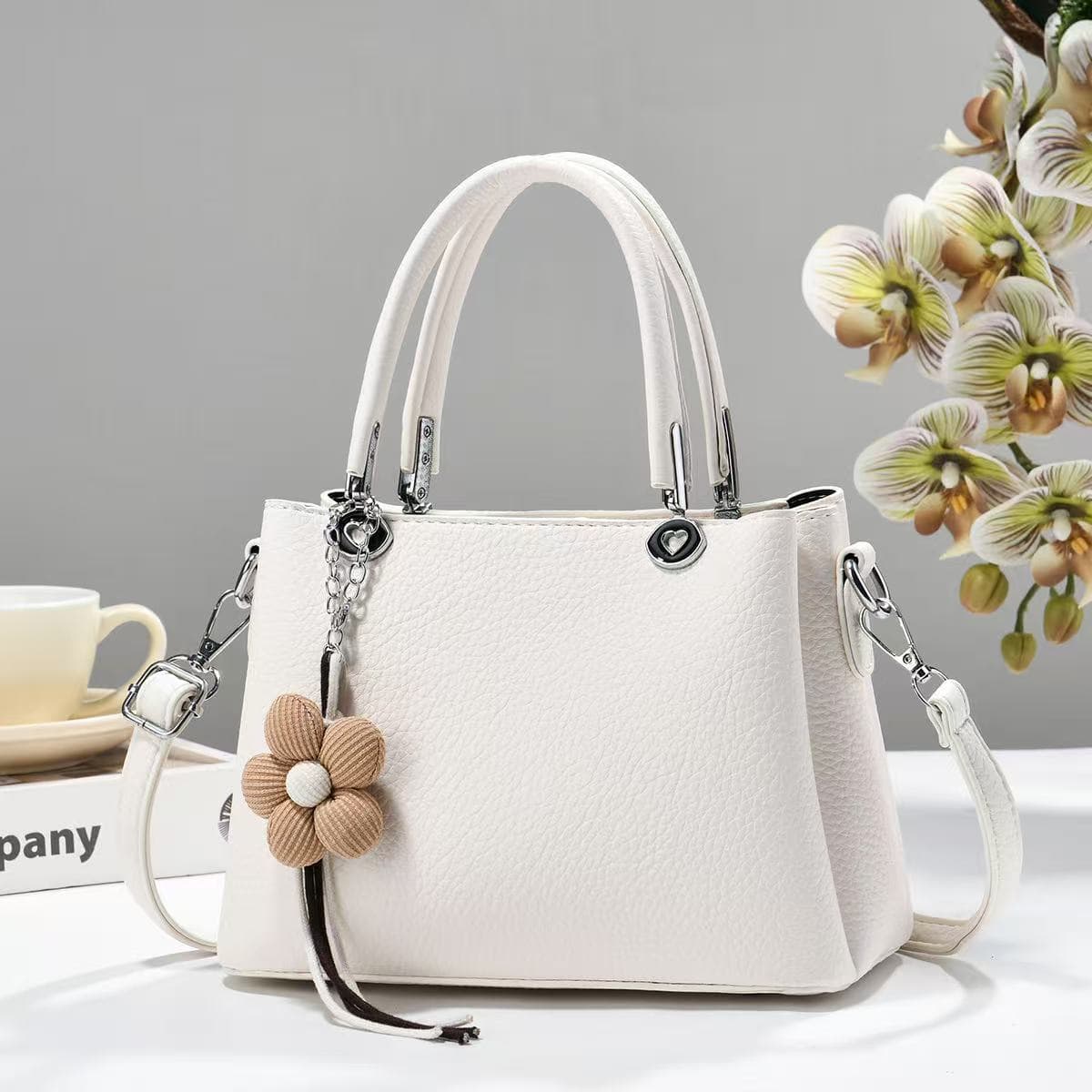 2026 New Fashion Single Shoulder Crossbody Bag Handbag Women’s Fashion Commuting Versatile Bag Women
